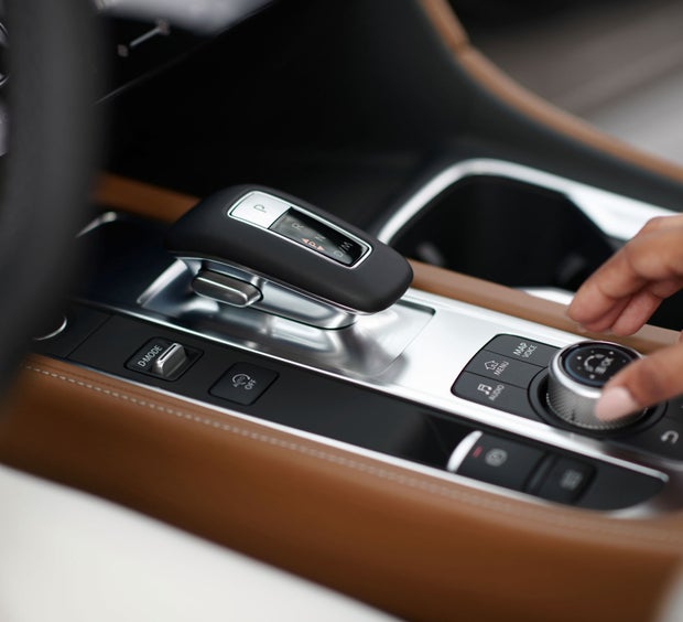 2023 INFINITI QX60 Key Features - Wireless Apple CarPlay® integration | Stevens Creek INFINITI in Santa Clara CA