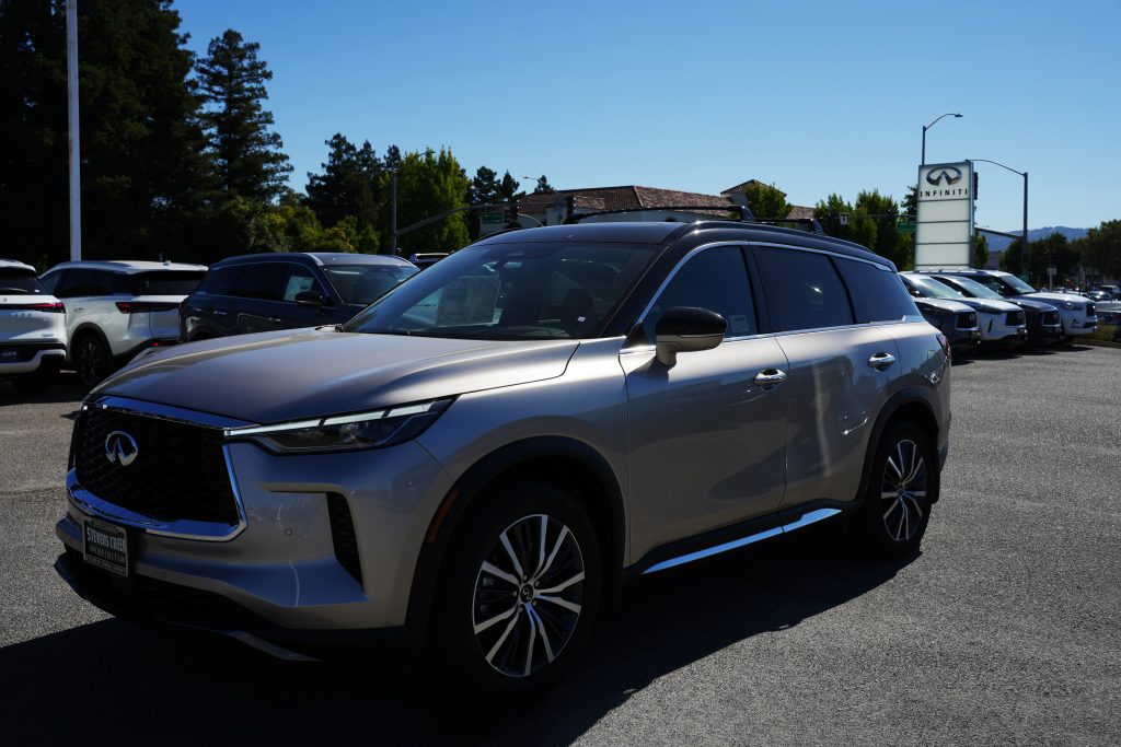 Experience the perfect blend of luxury and versatility with the Infiniti QX60. Designed to elevate every journey, the QX60 offers advanced technology, spacious comfort, and exceptional performance. Discover how this premium SUV can transform your driving experience at Stevens Creek Infiniti.