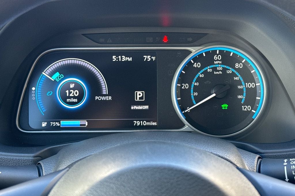 2025 Nissan Leaf S