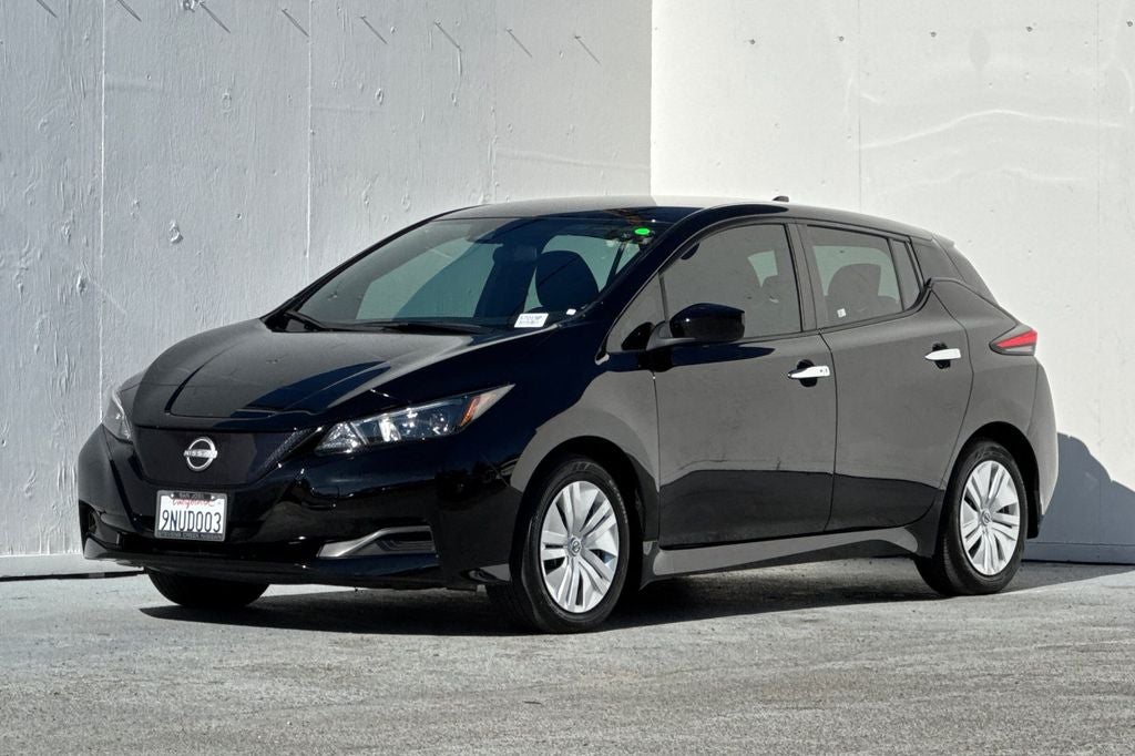 2025 Nissan Leaf S