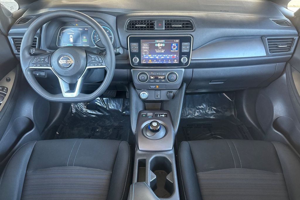 2022 Nissan Leaf S