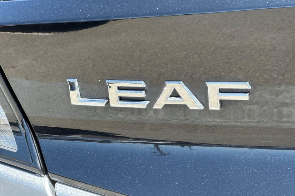 2022 Nissan Leaf S
