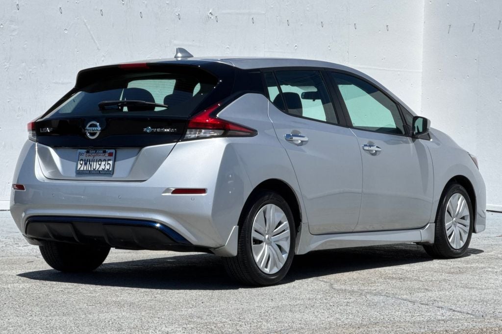 2022 Nissan Leaf S