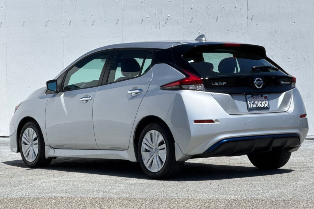 2022 Nissan Leaf S