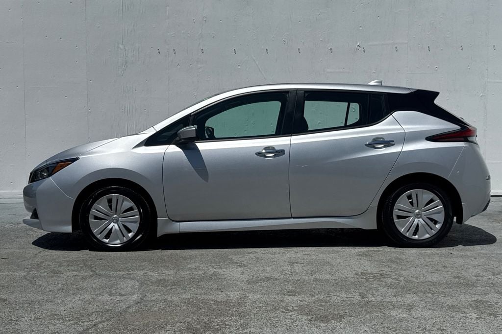 2022 Nissan Leaf S