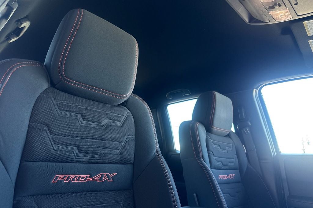 2024 Nissan Frontier PRO-4X