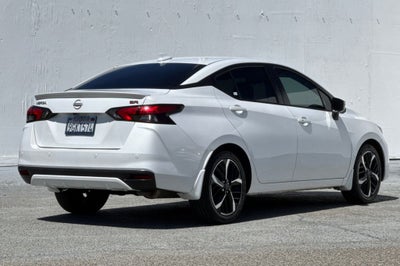 2023 Nissan Versa 1.6 SR