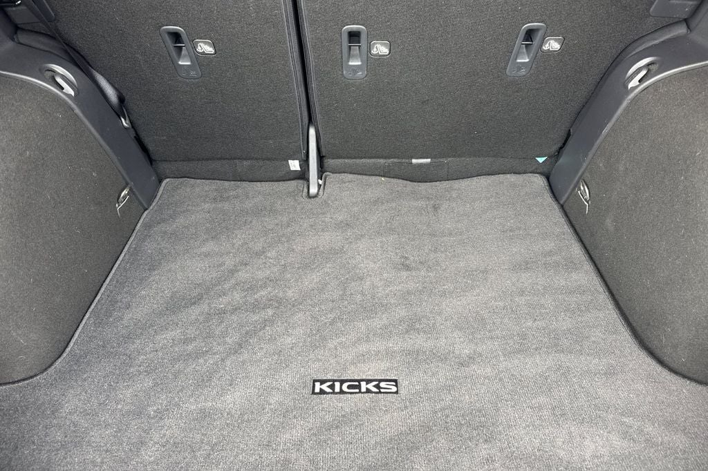 2023 Nissan Kicks S