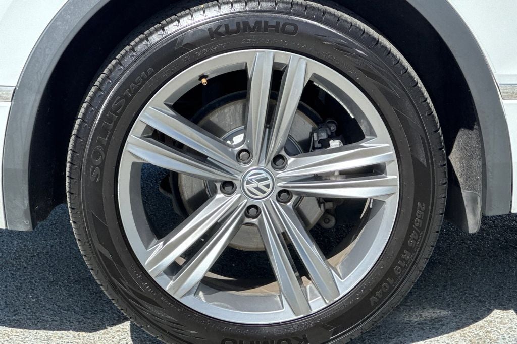 2019 Volkswagen Tiguan 2.0T SEL R-Line
