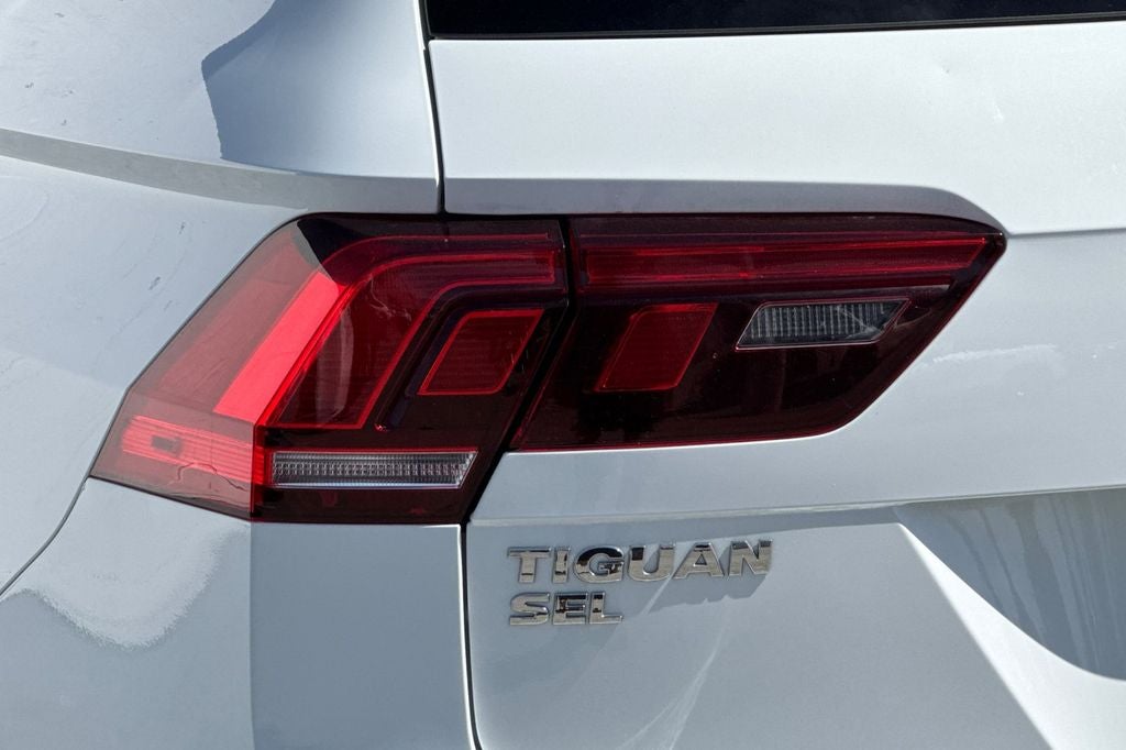 2019 Volkswagen Tiguan 2.0T SEL R-Line