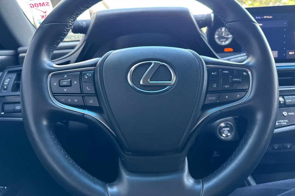 2024 Lexus ES 300h