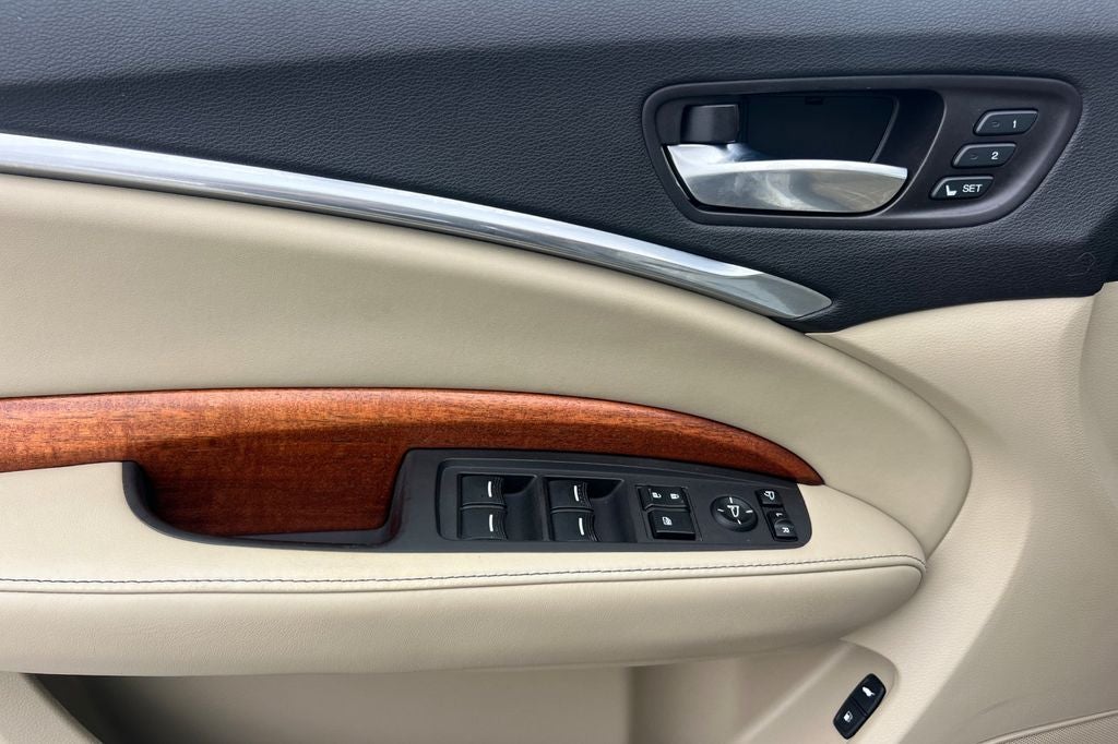 2017 Acura MDX 3.5L SH-AWD w/Advance & Entertainment Pkgs