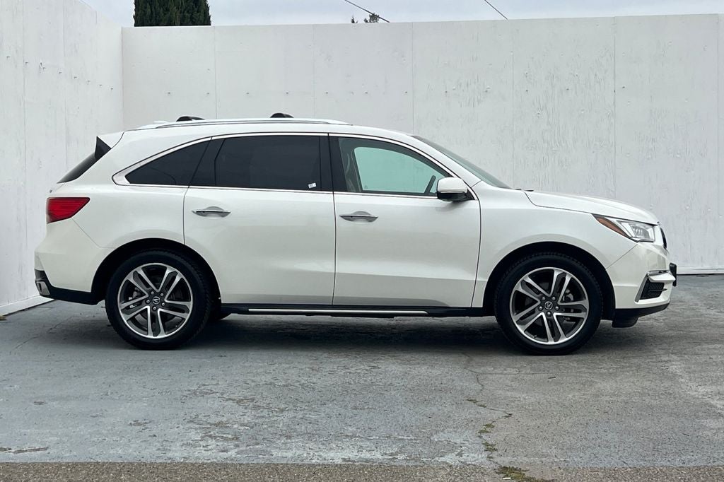 2017 Acura MDX 3.5L SH-AWD w/Advance & Entertainment Pkgs