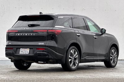 2025 INFINITI QX60 LUXE