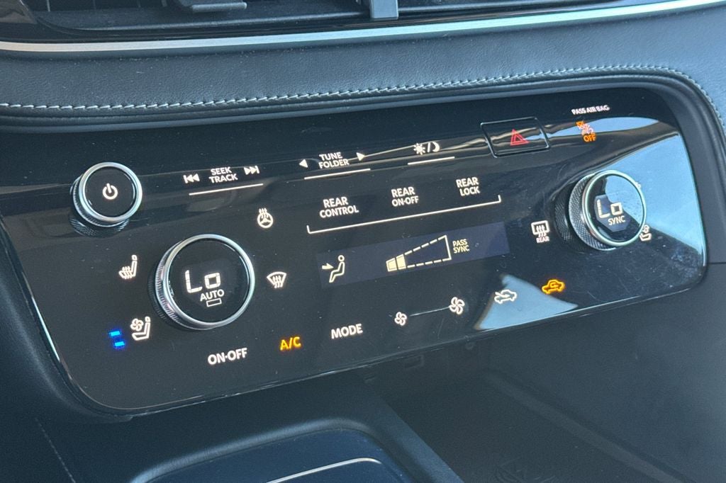 2023 INFINITI QX60 LUXE