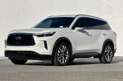 2023 INFINITI QX60 LUXE