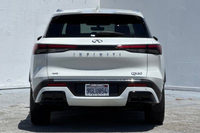 2023 INFINITI QX60 LUXE