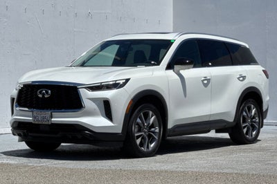 2023 INFINITI QX60 LUXE