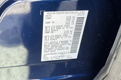 2024 Nissan Pathfinder SV