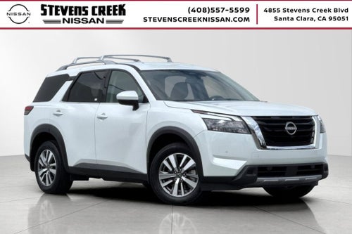 2025 Nissan Pathfinder SL