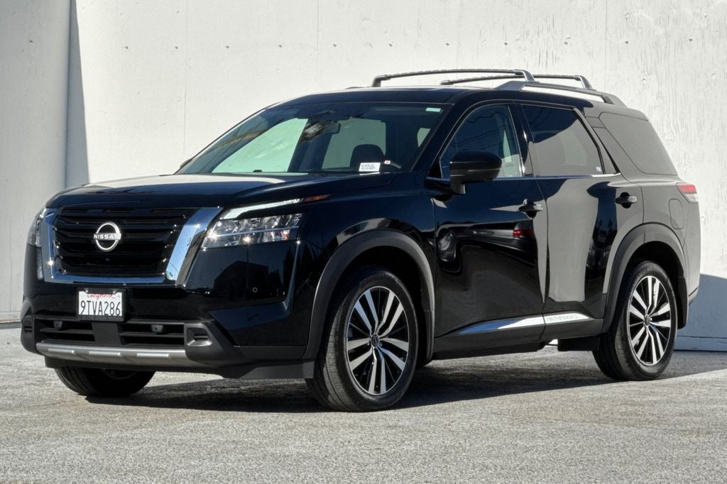 2024 Nissan Pathfinder Platinum