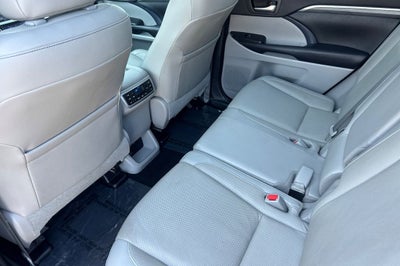 2019 Toyota Highlander Limited Platinum