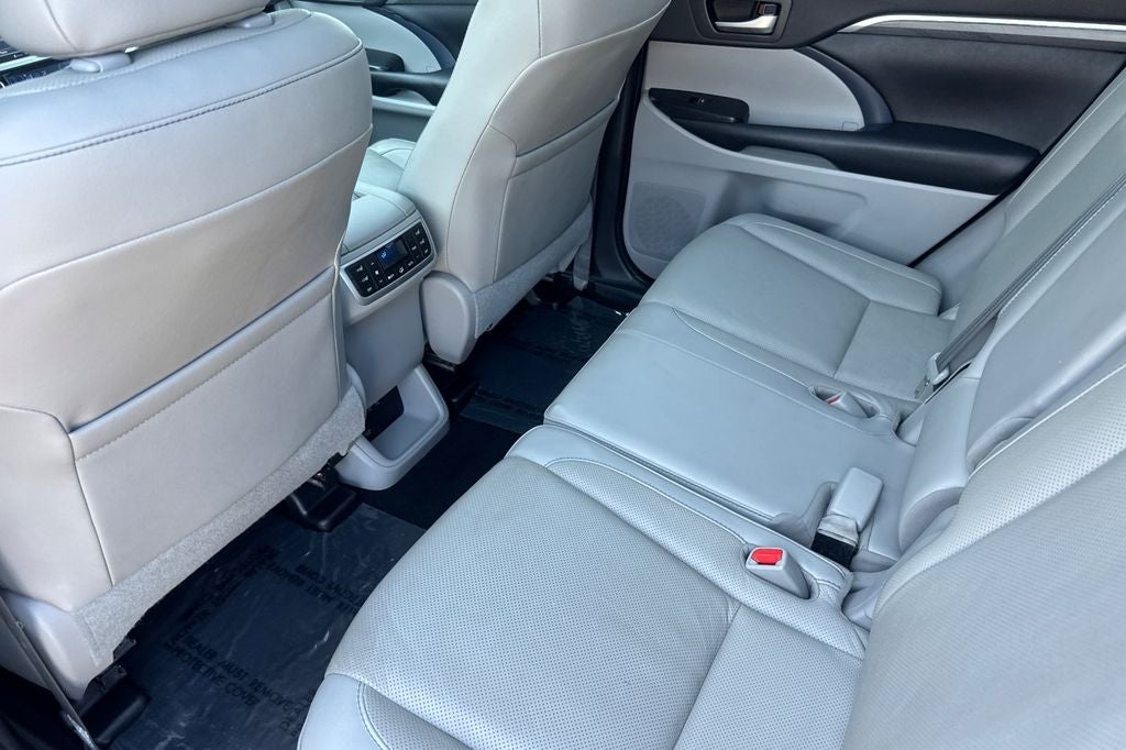 2019 Toyota Highlander Limited Platinum