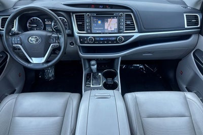 2019 Toyota Highlander Limited Platinum