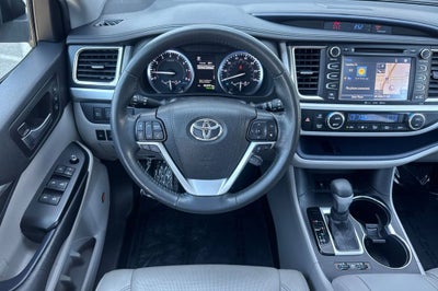 2019 Toyota Highlander Limited Platinum