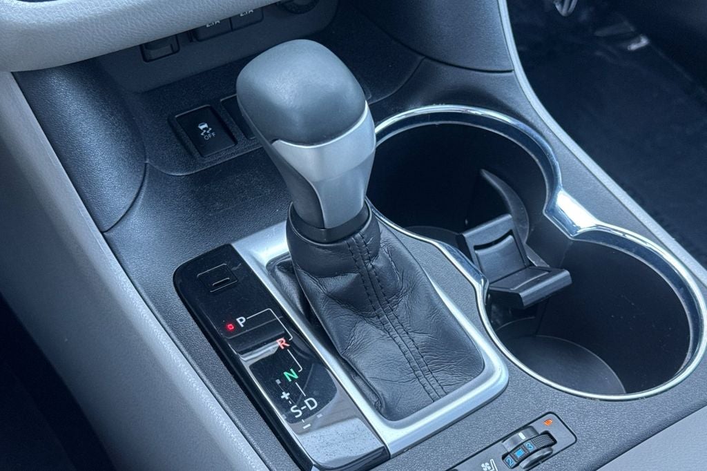 2019 Toyota Highlander Limited Platinum