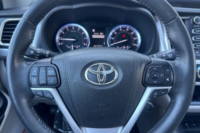 2019 Toyota Highlander Limited Platinum