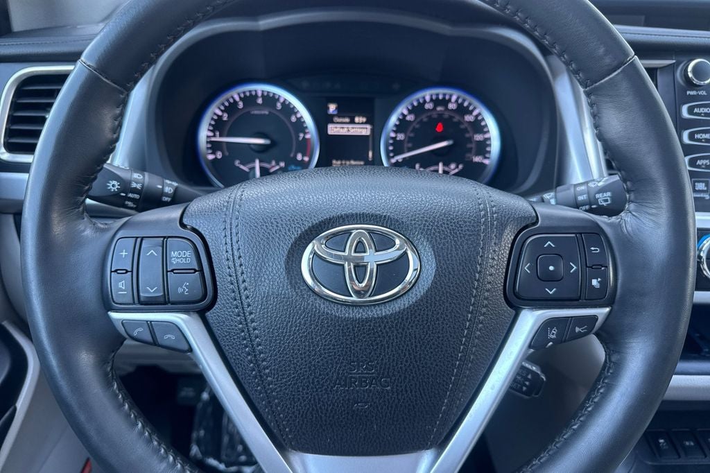 2019 Toyota Highlander Limited Platinum