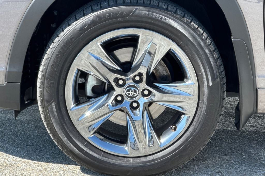 2019 Toyota Highlander Limited Platinum