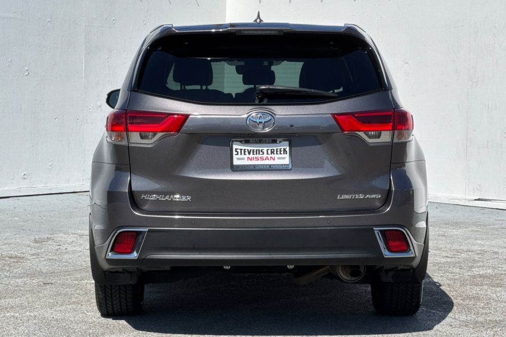 2019 Toyota Highlander Limited Platinum