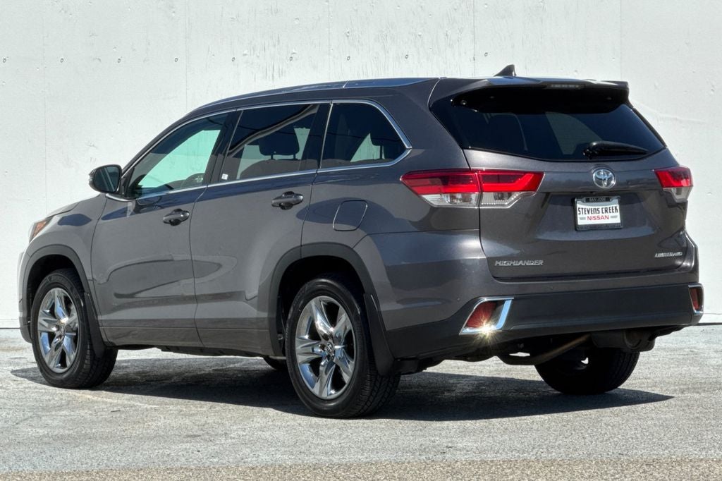 2019 Toyota Highlander Limited Platinum
