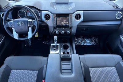 2017 Toyota Tundra SR5
