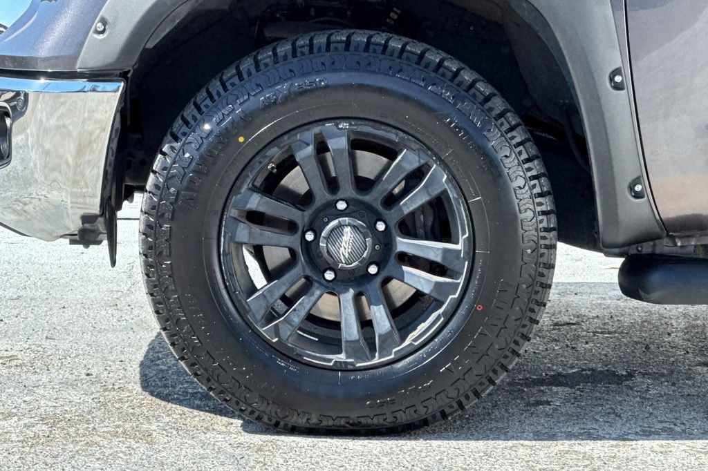 2017 Toyota Tundra SR5