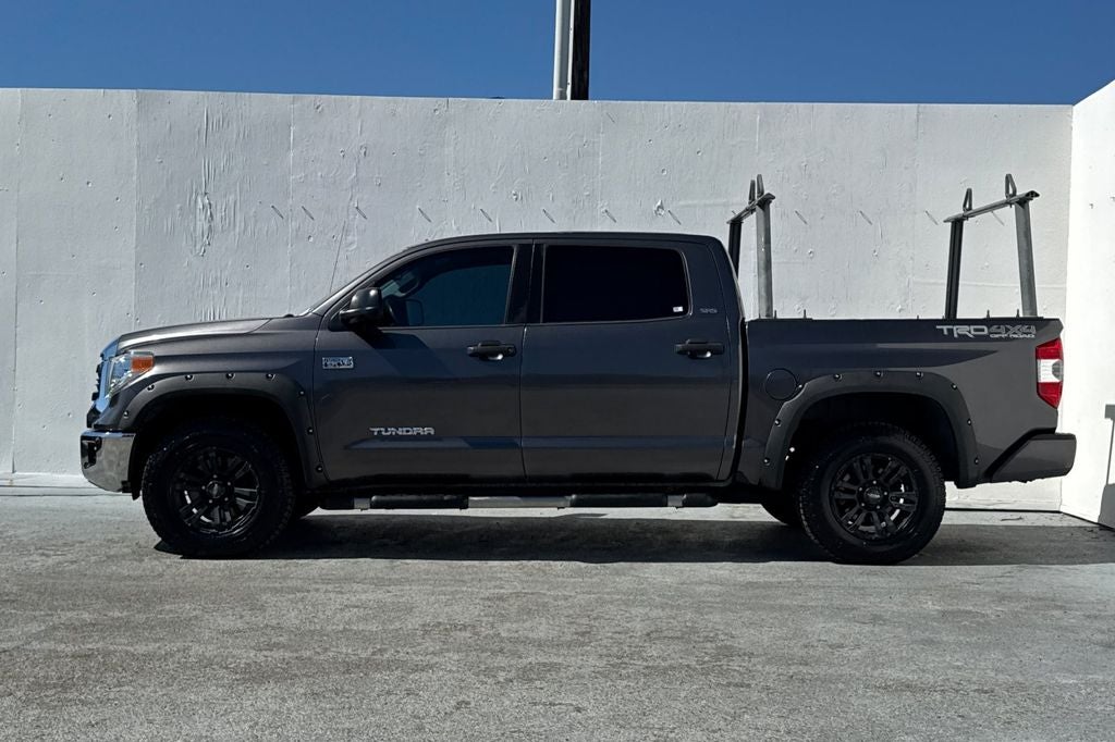 2017 Toyota Tundra SR5