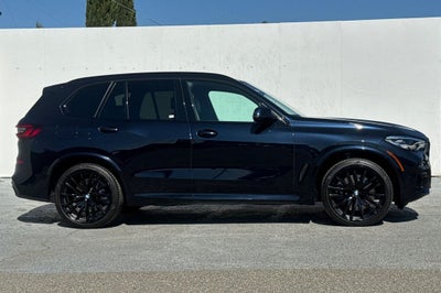 2021 BMW X5 M50i