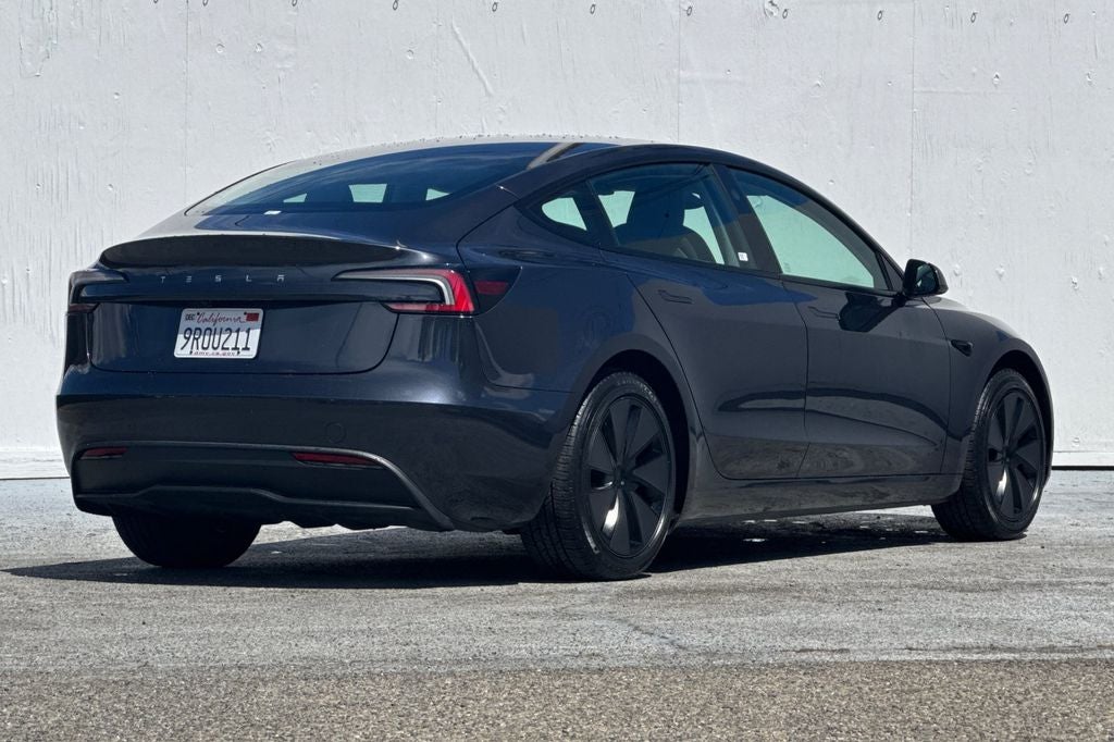 2025 Tesla Model 3 Long Range