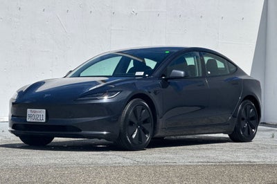2025 Tesla Model 3 Long Range