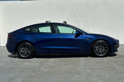 2022 Tesla Model 3 .
