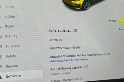2022 Tesla Model 3 .