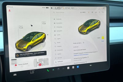 2022 Tesla Model 3 .