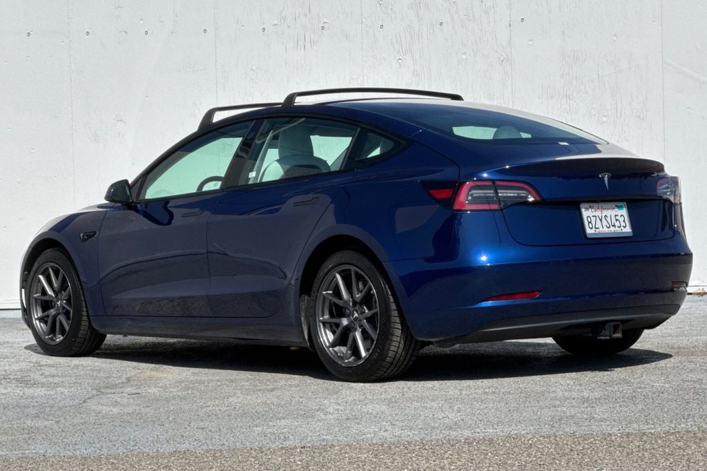 2022 Tesla Model 3 .