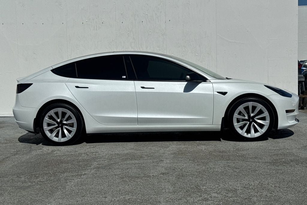 2023 Tesla Model 3 .