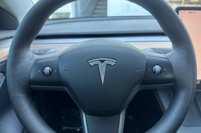 2023 Tesla Model 3 .