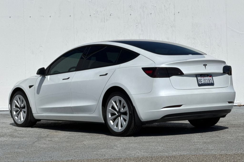 2023 Tesla Model 3 .