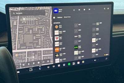 2022 Tesla Model S Base