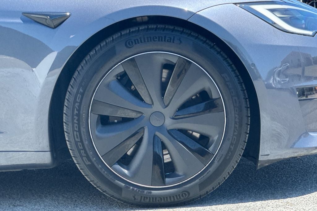 2022 Tesla Model S Base